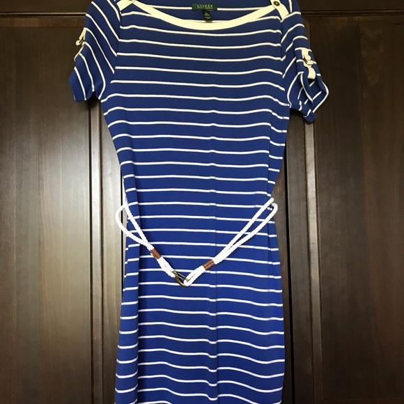 Dresses - Picture 3 of 3